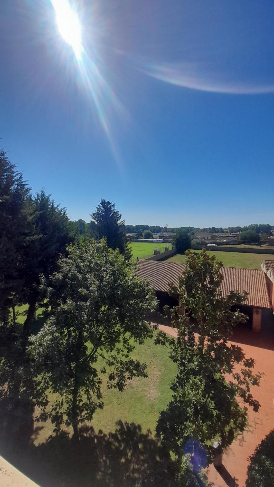 Hotel Las Moreras レオン エクステリア 写真